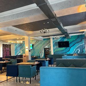 Grand Aura Hotel